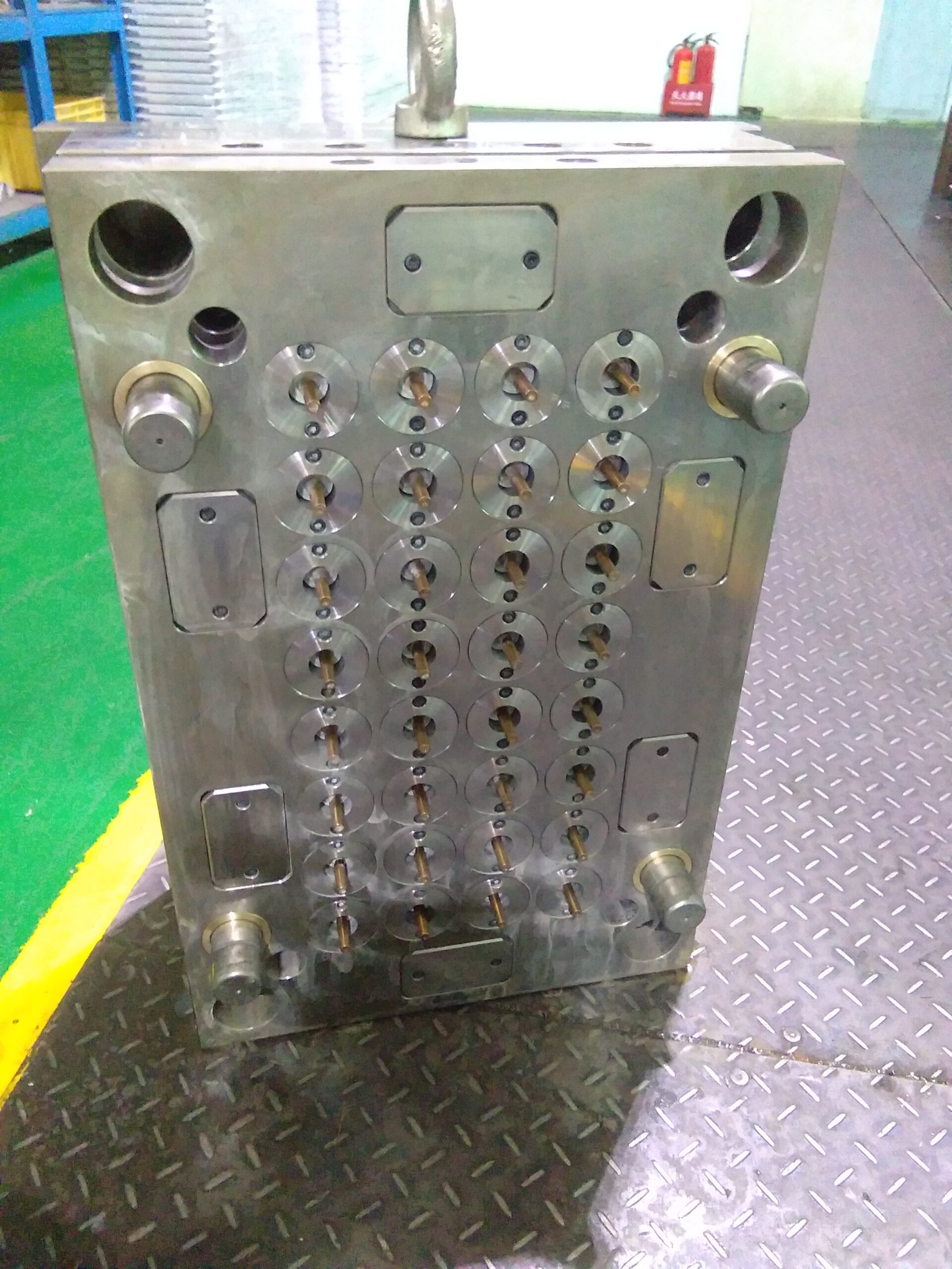 Injection Molding Tool for Plastic products Injection Molding Tool for Plastic products
