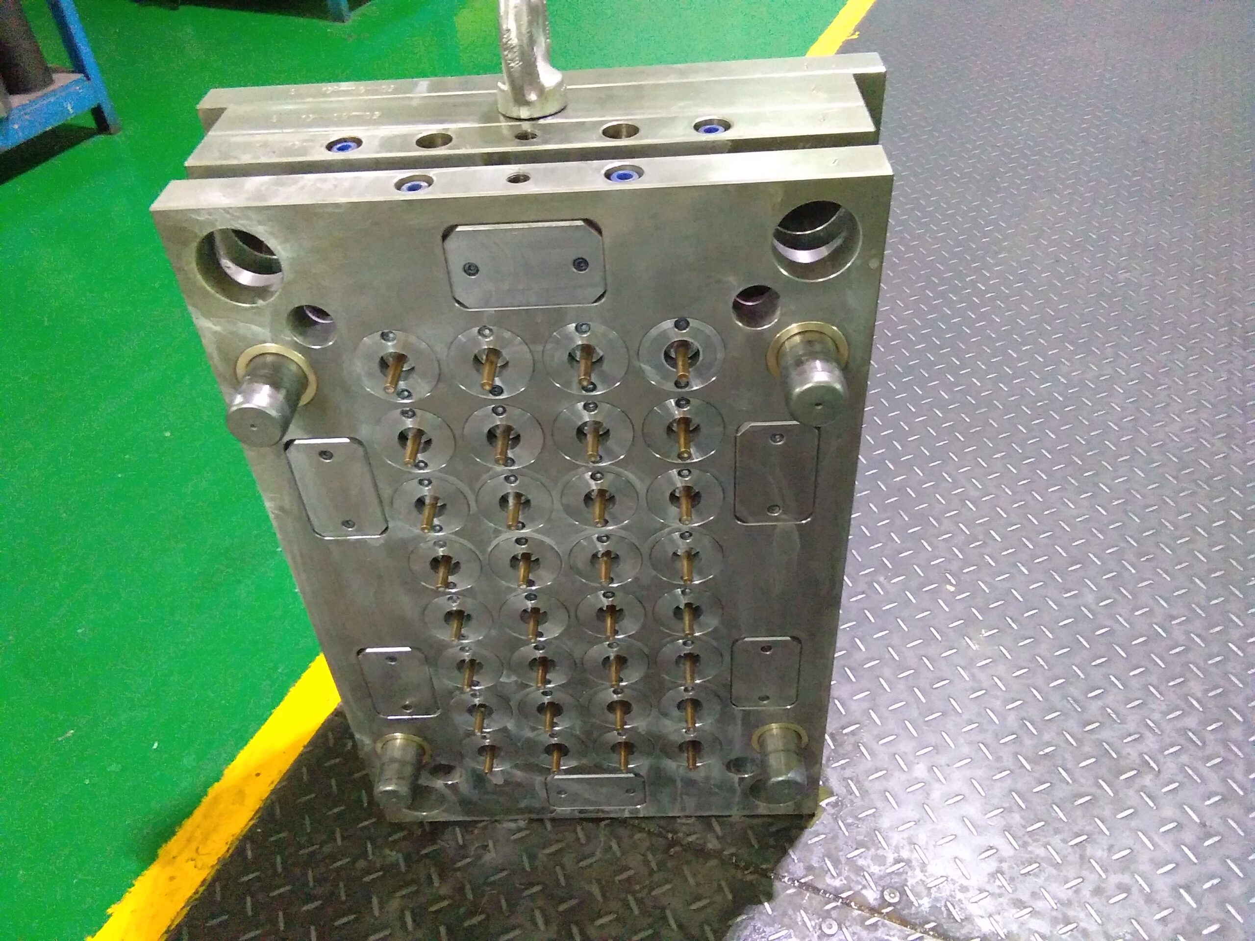 Injection Molding Tool for Plastic products Injection Molding Tool for Plastic products