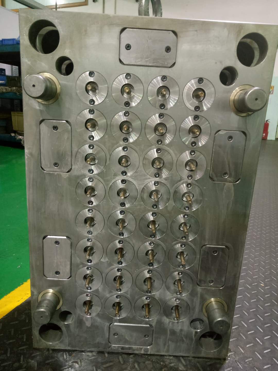 Injection Molding Tool for Plastic products Injection Molding Tool for Plastic products